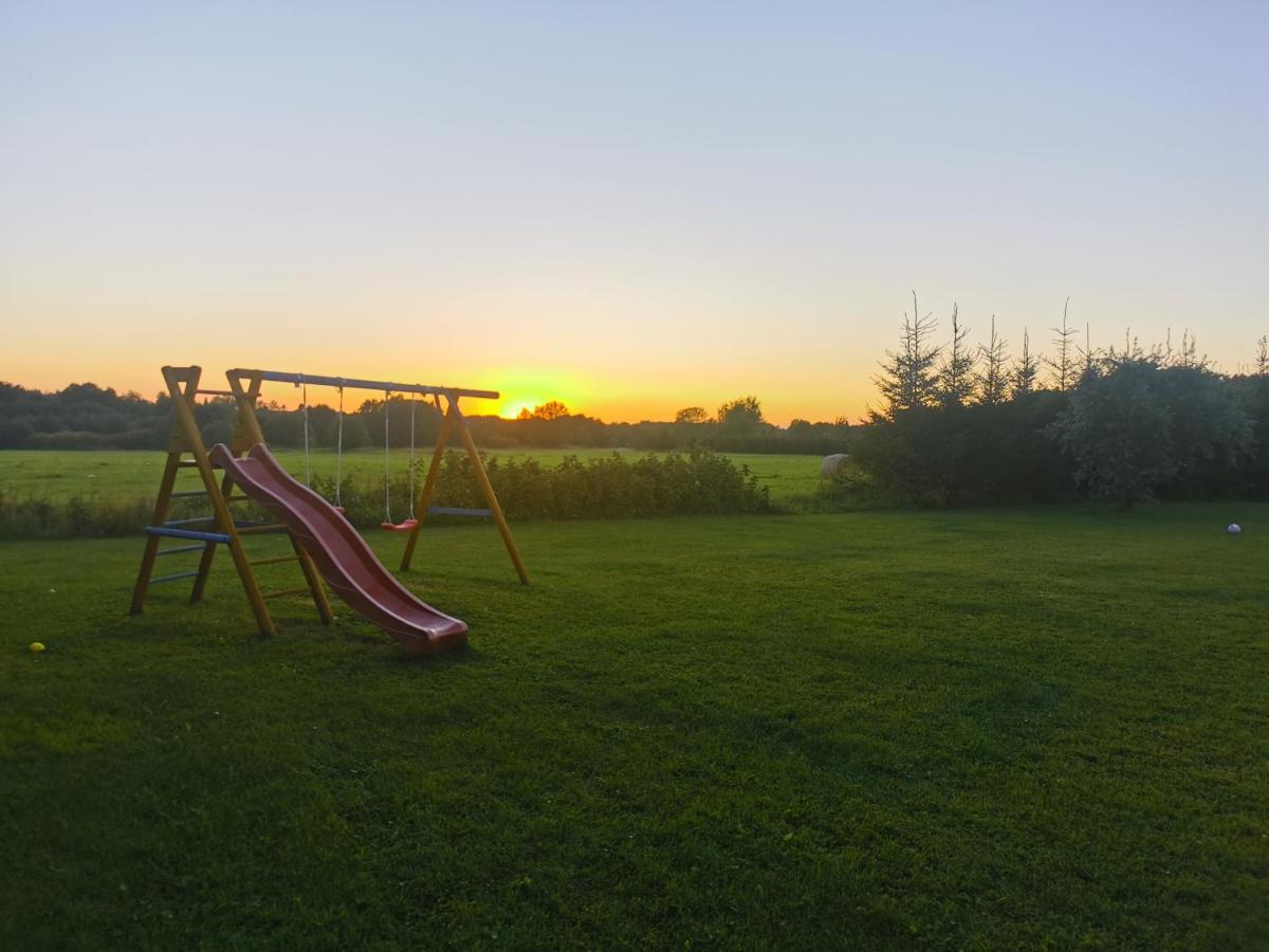 Kuuseoksa Holiday Home Viru-Nigula Luaran gambar